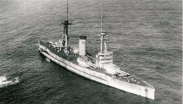 《战舰猎手》纳粹德国海军黑历史:战列舰被一