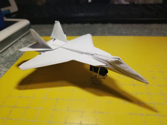 f-22 f-35 f/a-18 f-16 折纸作品来源于纸飞机